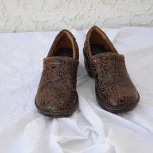NWOT BOC by Born Clogs
